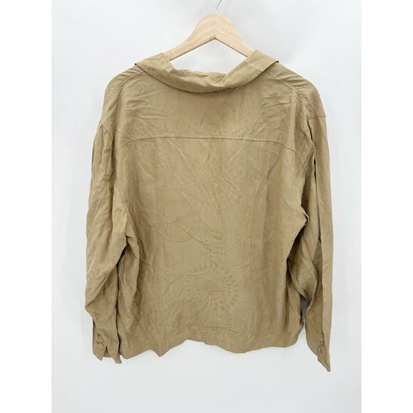 Chico's Soybean Fiber Cream Tan Printed Button Down Light Jacket Shirt Large - Picture 2 of 6